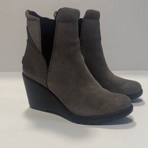 Women's Sorel Gray Wedge Ankle Chelsea Boots